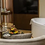 מלון Grand Opera & Casino &