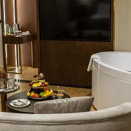 Hotel Grand Opera & Casino &