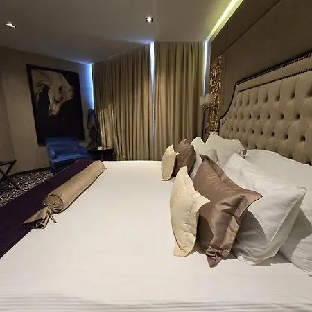 Hotel Grand Opera & Casino & Kyrenia (Northern Cyprus)