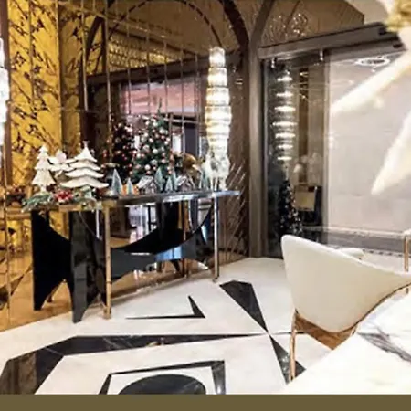 Hotel Grand Opera & Casino & *