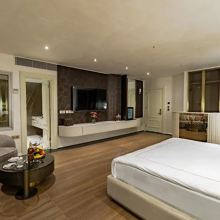 Grand Opera & Casino & Kirenia