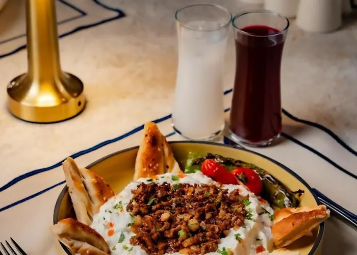 Grand Opera & Casino & *