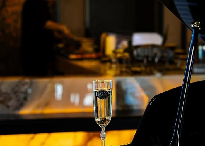 Grand Opera & Casino & ホテル